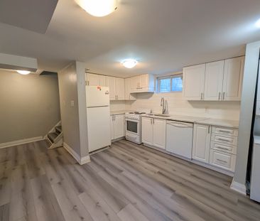 Spacious 2-Bed Lower Unit Minutes from Sunset Beach! - Photo 4