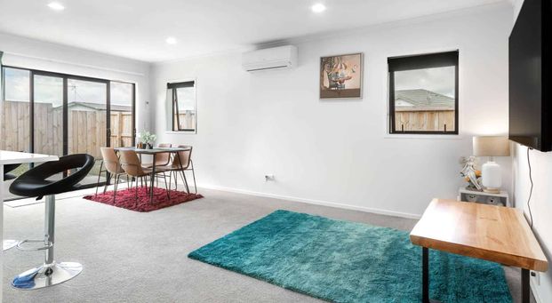 Modern 2-Bedroom Unit - Photo 1