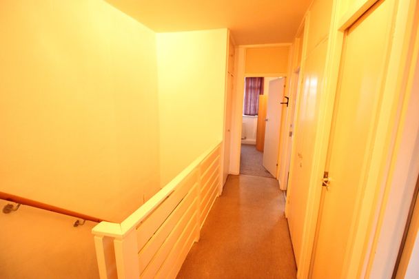 Room in a Shared Flat, Market Square, E14 - Photo 1