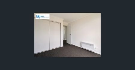 Three Bedroom Modern Living Townhouse in Werribee! - Photo 5