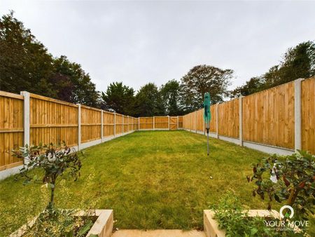4 bedroom end of terrace house to rent - Photo 4