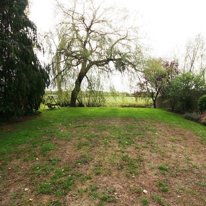 4 bedroom barn conversion to rent - Photo 1