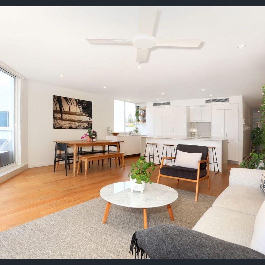 Live the Gold Coast Dream! - Photo 1