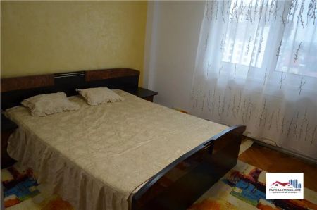 Ap. 2 Camere Mobilat si Utilat de Inchiriat Zona Ultracentrala - Fotografie 3