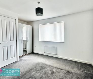 2 bedroom semi-detached house to rent - Photo 5