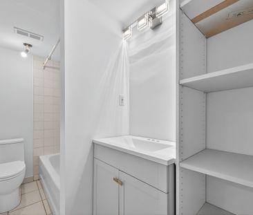 For Lease - 19 Candis - lower level Drive, Toronto, Ontario - Photo 6