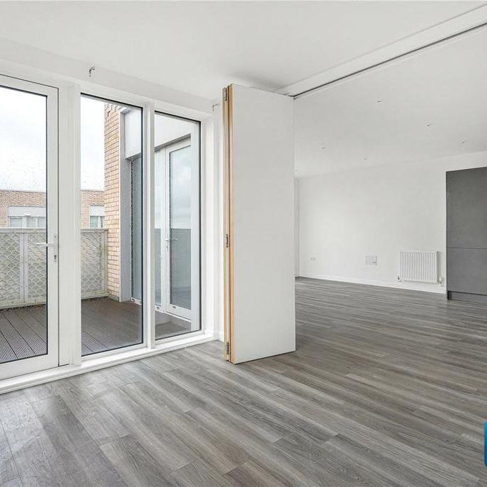 3 bedroom apartment to rent - Photo 1