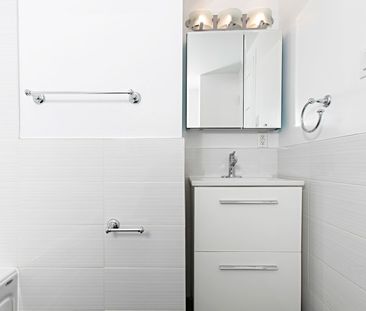 Condo for rent, Montréal (Ville-Marie) - Photo 5