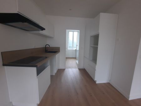 Location Appartement 3 pièces 56m² LE HAVRE 76600 - Photo 2