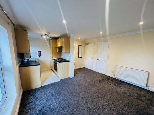 Queen Street, Maidenhead - Photo 1