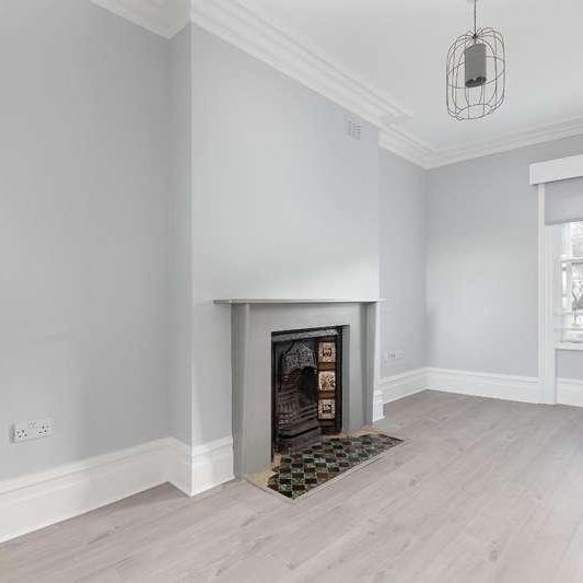 Rosslyn Hill. Hampstead, NW3 - Photo 1