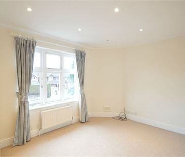 West Grove, Hersham, Walton-on-Thames, KT12 - Photo 6