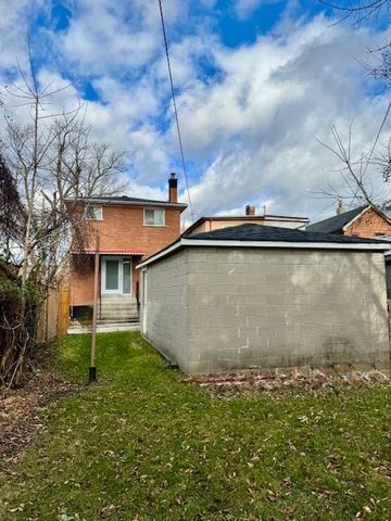 For Lease - 115 Torrens Avenue Unit# Main/Lower, Toronto, Ontario - Photo 3