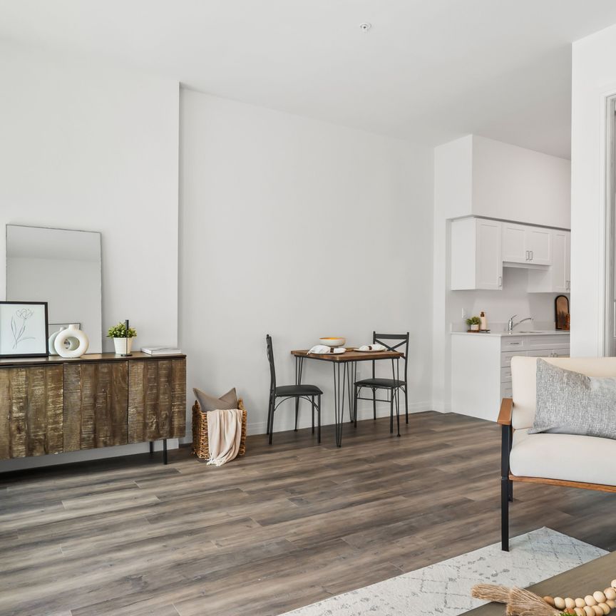 For Lease - 373 Hill Street Unit# 201, London South, Ontario - Photo 1