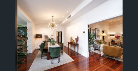 Stylish City-View Home in Prime Location - BY APPOINTMENT ONLY! - Photo 5