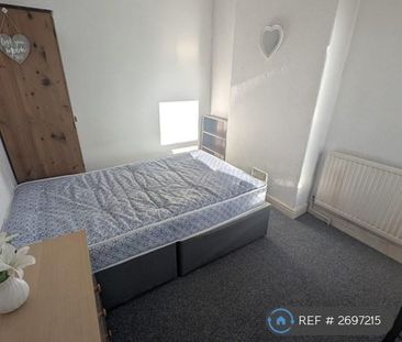 1 bedroom in a house share to rent - Photo 3