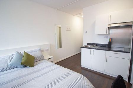 Studio to rent - Photo 4