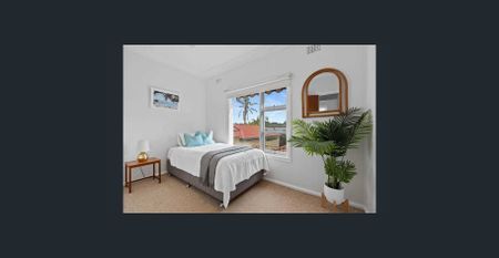 Modern Villa Style Home - Photo 3