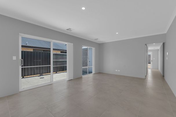 Low Maintenance 4 x 2 in Baldivis - Photo 1