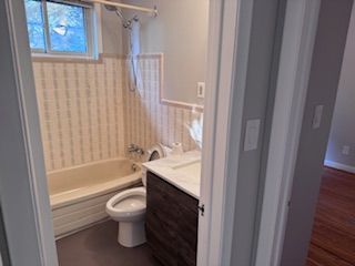 For Lease - 49 Child Drive Unit# Main, Aurora, Ontario - Photo 5