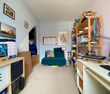 3 bedroom terraced house to rent - Photo 3