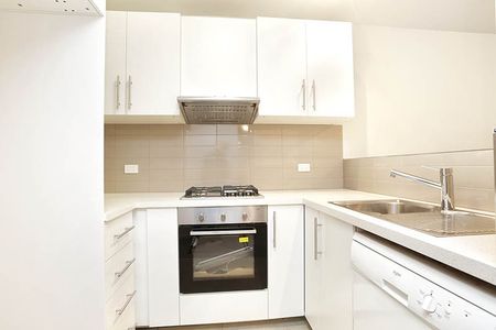 86/1 Riverside Quay, Southbank, VIC, 3006 - Photo 5