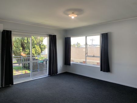 Unit 3, 9 Alston Avenue, Kelston, Auckland - Photo 4