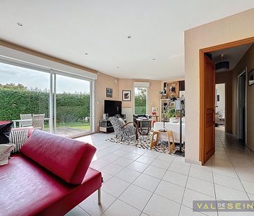PAVILLON DE STYLE CONTEMPORAIN BOIS GUILLAUME - 5 pièce(s) - 132 m2 - Photo 6