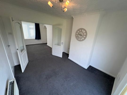 3 bed Semi-Detached - To Let - Photo 1