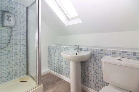 Wolverton - Double Bedroom Penthouse Close To Station, MK12 - Photo 5