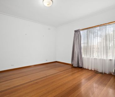 Three Bedroom Home - Large Corner Block - Photo 1