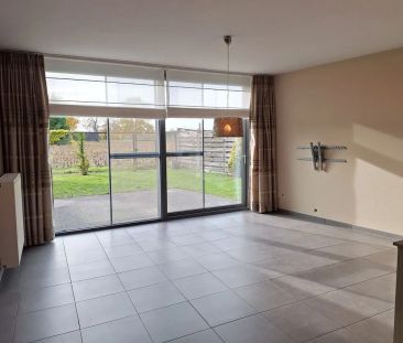 Instapklaar, modern gelijkvloers appartement te Kortessem - Photo 2