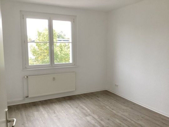 Schöner Wohnen: Günstige, individuelle 3-Zimmer-Wohnung! - Photo 1