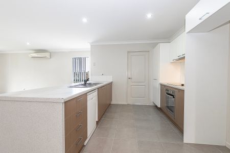 8 Merritt Court, Deeragun QLD 4818 - House For Rent | Domain - Photo 5