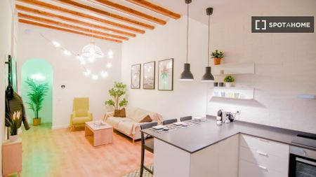 barcelona, Catalonia 08001 - Photo 2