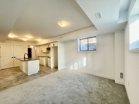 For Lease - 19 Gateway Drive Unit# Basement, Barrie, Ontario - Photo 4