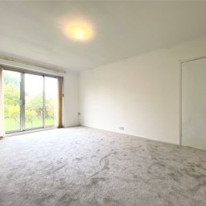 Barkham Road, Wokingham Barkham Road, Wokingham - Photo 2
