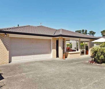 Beach living at it's best - Photo 1