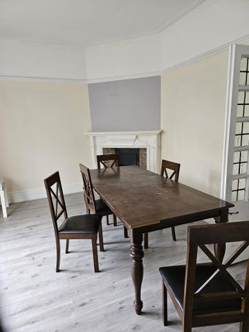 6 bedroom semi-detached house to rent - Photo 2