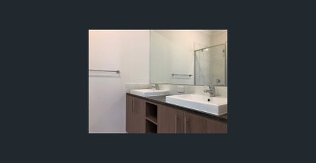 Spacious family home. - Photo 4