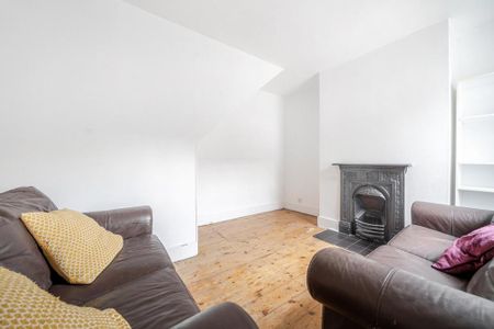 2 bedroom terraced house to rent - Photo 4