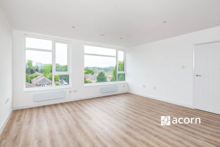 Flat to rent - Worsley Bridge Road, London, SE26 - Photo 2
