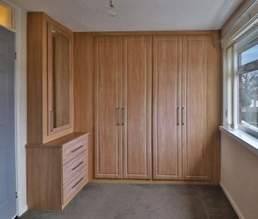 2 bedroom semi-detached house to rent - Photo 3