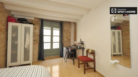 barcelona, Catalonia 08001 - Photo 4