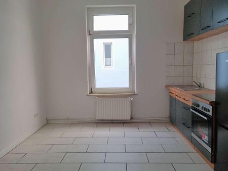 Stilvolle Altbauwohnung mit großzügigem Raumgefühl in der Südstadt - Photo 2