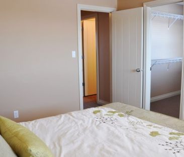 61 Pinetree Close, Blackfalds – Attached Garage – Great Location - Photo 4