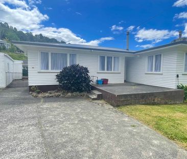 Four Bedroom Family Home In HoraHora - Photo 2