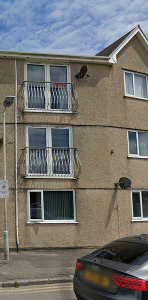 2 bedroom flat to rent - Photo 1