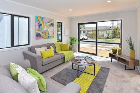 Sunny and Spacious house in great location - Photo 5