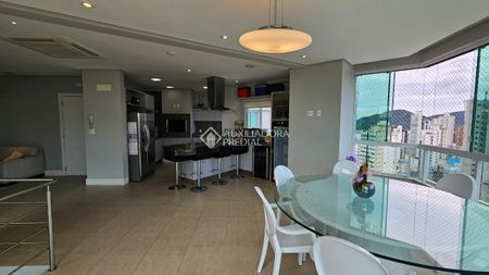 Cobertura com 3 quartos e 250m² para alugar em Centro, Balneário Camboriú. - Foto 5